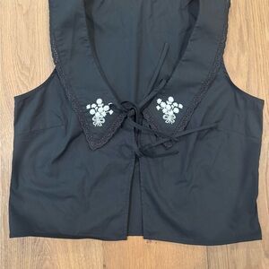 Wild Fable Black Sleeveless Top with Embroidered Collar